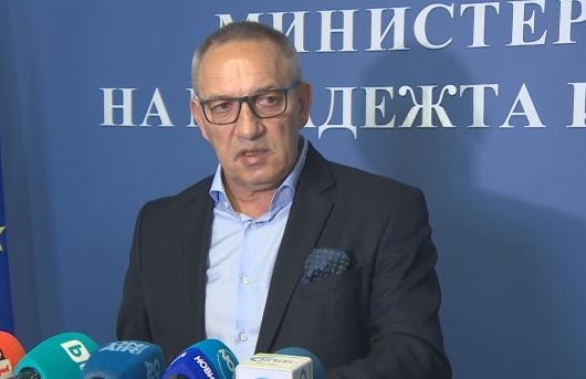 Много е лесно да събереш 20 човека и да правиш